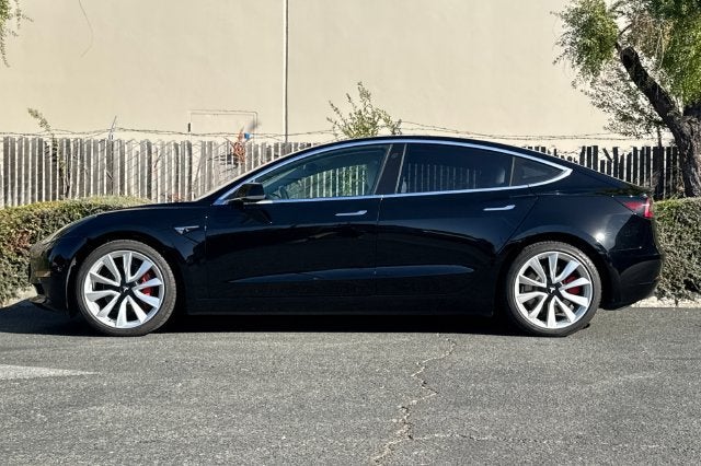 2018 Tesla Model 3 Long Range Battery RWD