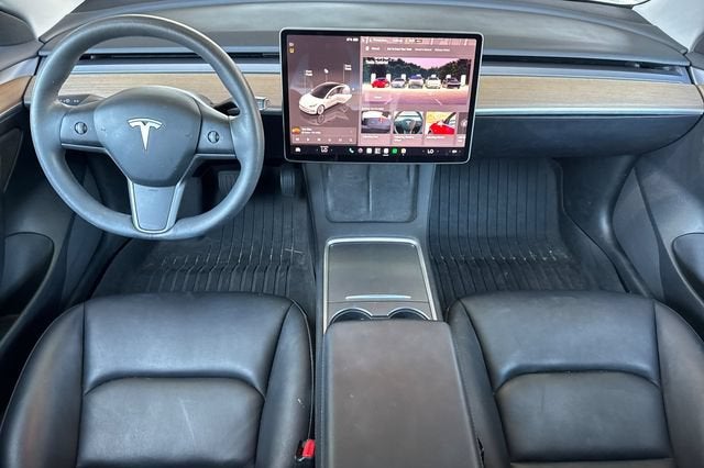 2023 Tesla Model 3 RWD