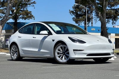 2023 Tesla Model 3 RWD