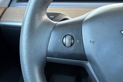 2023 Tesla Model 3 RWD