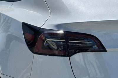 2023 Tesla Model 3 RWD