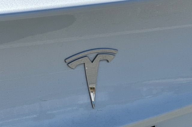 2023 Tesla Model 3 RWD