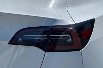 2023 Tesla Model 3 RWD