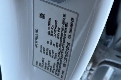 2023 Tesla Model 3 RWD