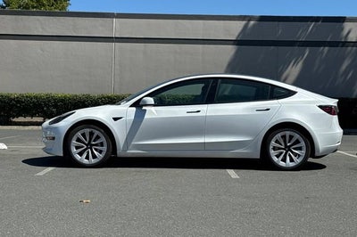 2023 Tesla Model 3 RWD
