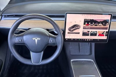2023 Tesla Model 3 RWD