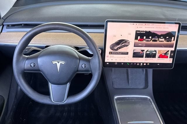 2023 Tesla Model 3 RWD