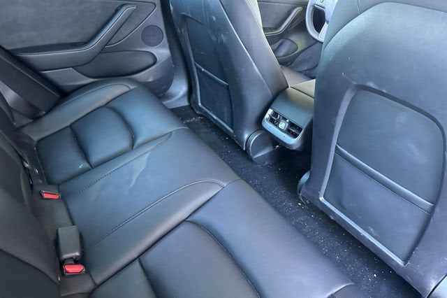 2023 Tesla Model 3 RWD