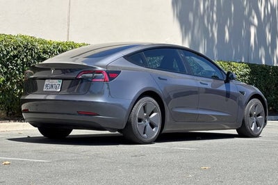 2023 Tesla Model 3 RWD