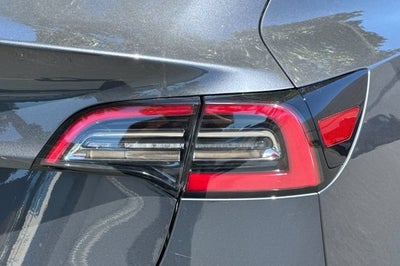 2023 Tesla Model 3 RWD