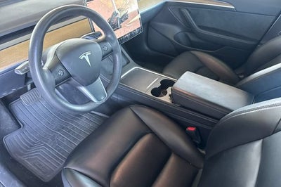 2023 Tesla Model 3 RWD