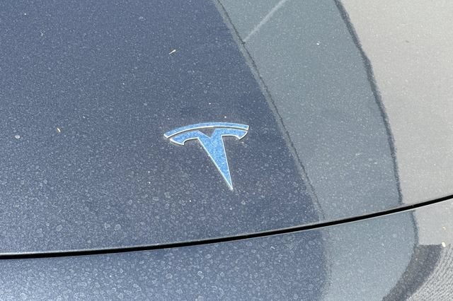 2023 Tesla Model 3 RWD