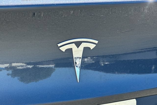 2023 Tesla Model 3 RWD