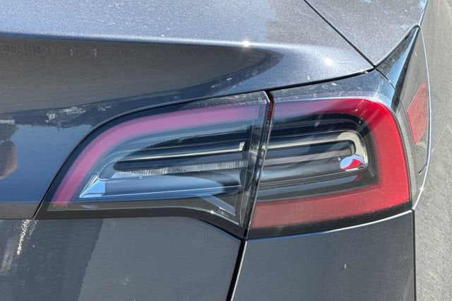2023 Tesla Model 3 RWD