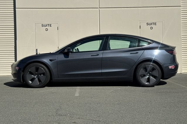 2023 Tesla Model 3 RWD