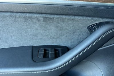 2022 Tesla Model 3 Long Range AWD *Ltd Avail*