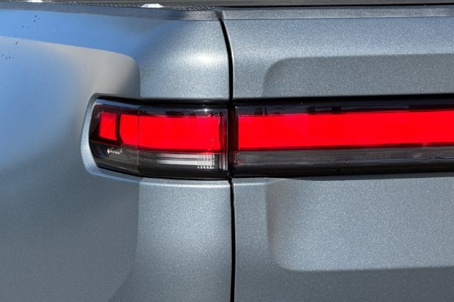 2022 RIVIAN R1T Adventure Package AWD
