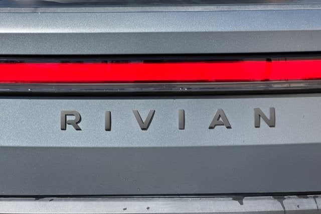 2022 RIVIAN R1T Adventure Package AWD