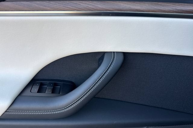 2023 Tesla Model X AWD