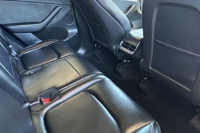 2025 Tesla Model Y Long Range AWD *Ltd Avail*