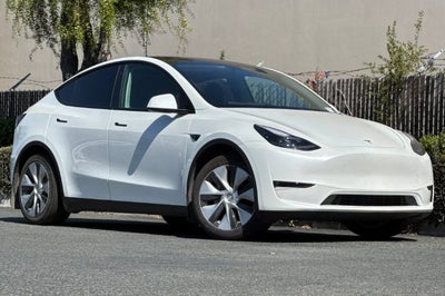 2023 Tesla Model Y Long Range AWD