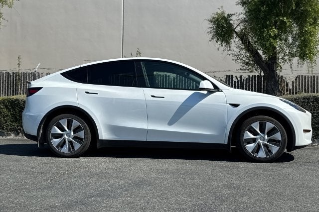 2023 Tesla Model Y Long Range AWD