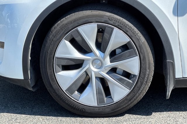 2023 Tesla Model Y Long Range AWD