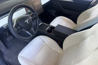 2024 Tesla Model Y Long Range AWD