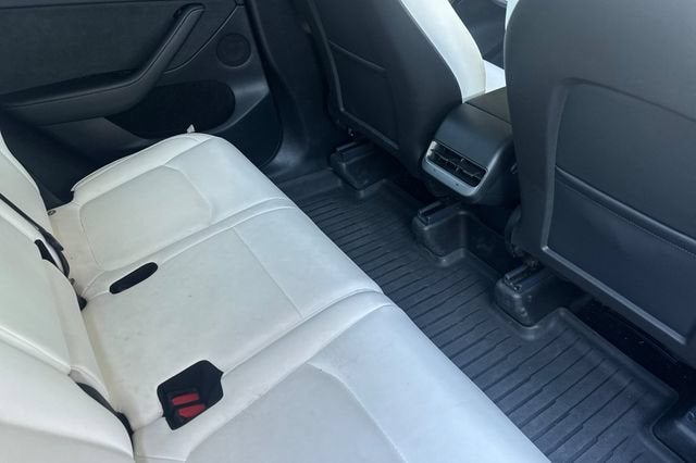 2024 Tesla Model Y Long Range AWD