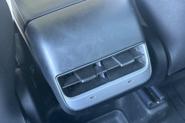 2024 Tesla Model Y Long Range AWD