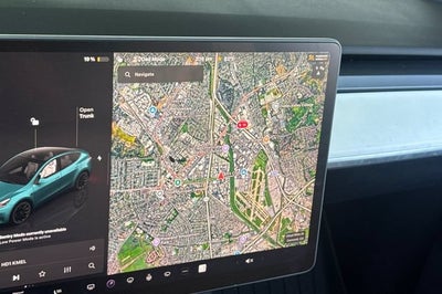 2024 Tesla Model Y Long Range AWD