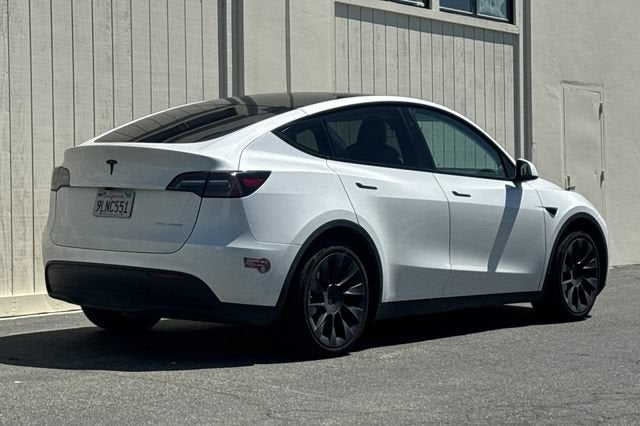 2024 Tesla Model Y Long Range AWD