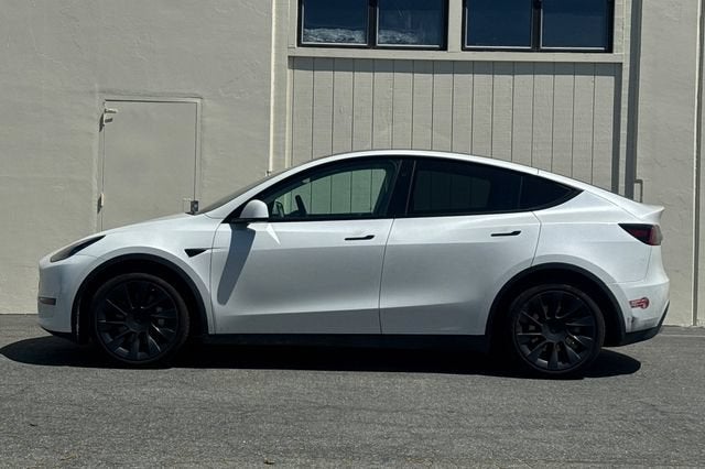 2024 Tesla Model Y Long Range AWD