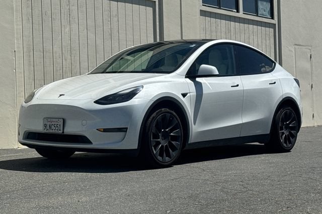 2024 Tesla Model Y Long Range AWD