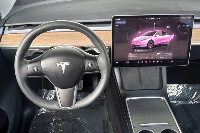 2025 Tesla Model Y Long Range RWD *Ltd Avail*