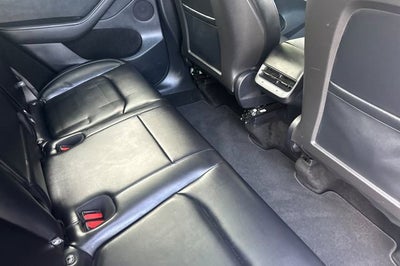 2025 Tesla Model Y Long Range RWD *Ltd Avail*