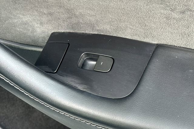 2025 Tesla Model Y Long Range RWD *Ltd Avail*