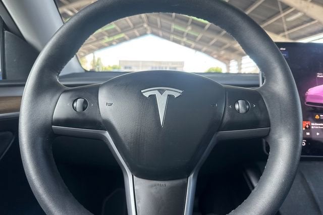 2025 Tesla Model Y Long Range RWD *Ltd Avail*