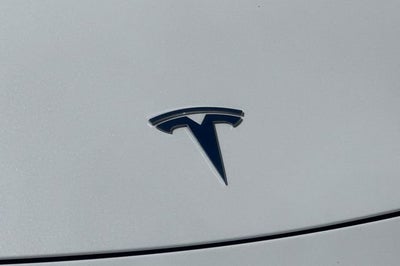 2025 Tesla Model Y Long Range RWD *Ltd Avail*