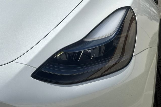 2025 Tesla Model Y Long Range RWD *Ltd Avail*