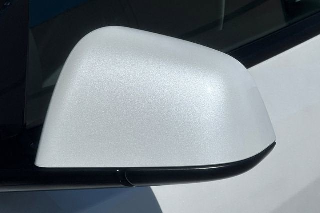 2025 Tesla Model Y Long Range RWD *Ltd Avail*