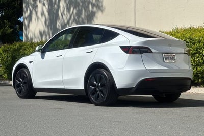 2025 Tesla Model Y Long Range RWD *Ltd Avail*