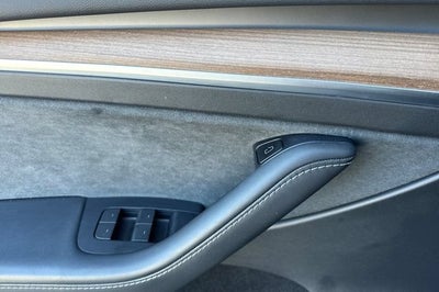 2023 Tesla Model Y Performance AWD