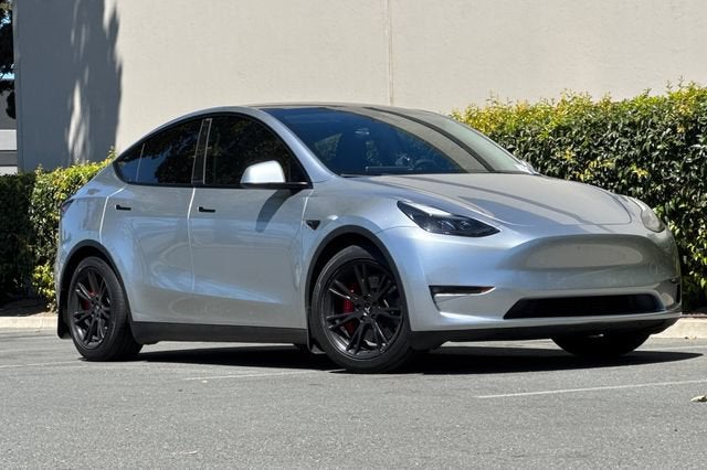 2023 Tesla Model Y Performance AWD