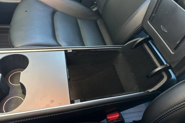 2023 Tesla Model Y Performance AWD