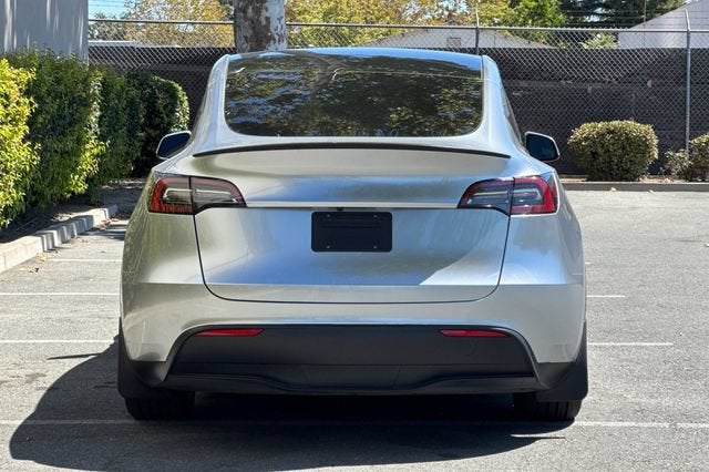 2023 Tesla Model Y Performance AWD