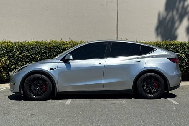 2023 Tesla Model Y Performance AWD