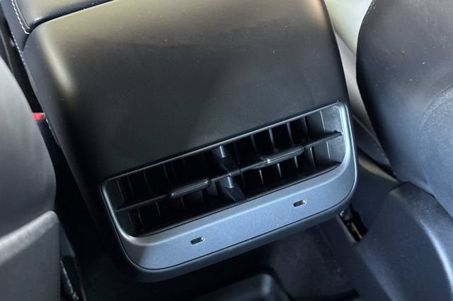 2024 Tesla Model Y Performance AWD