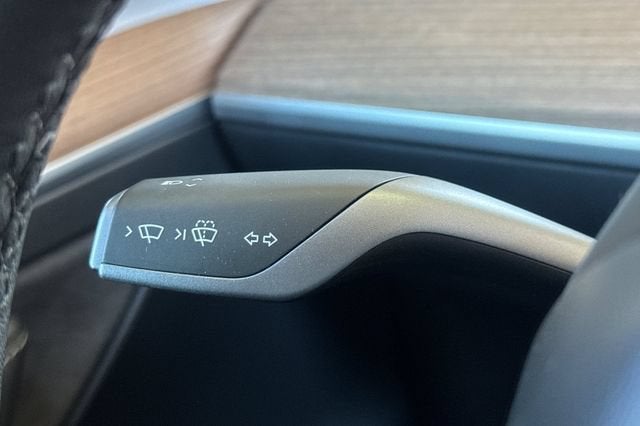 2024 Tesla Model Y Performance AWD