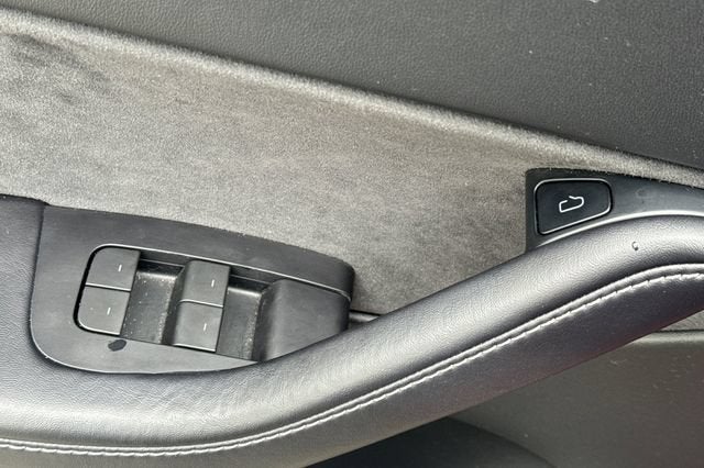 2022 Tesla Model Y Performance AWD